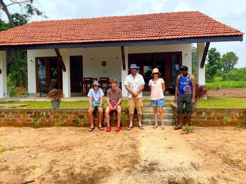 Moni Farm House Wilpattu Nochchiyagama المظهر الخارجي الصورة